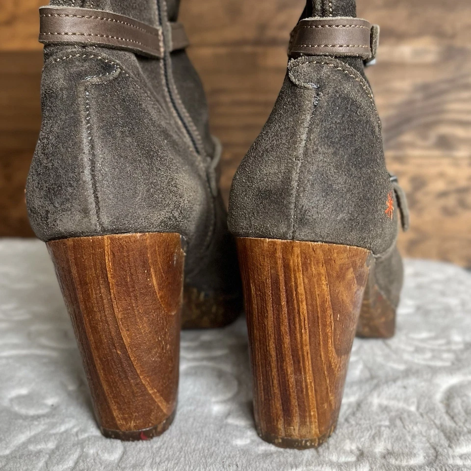 The Art Company Botines Medio Talla 38 EE. UU. 7-7,5 Cuero Gamuza Madera Hebilla Tacón Foto 2 de 4