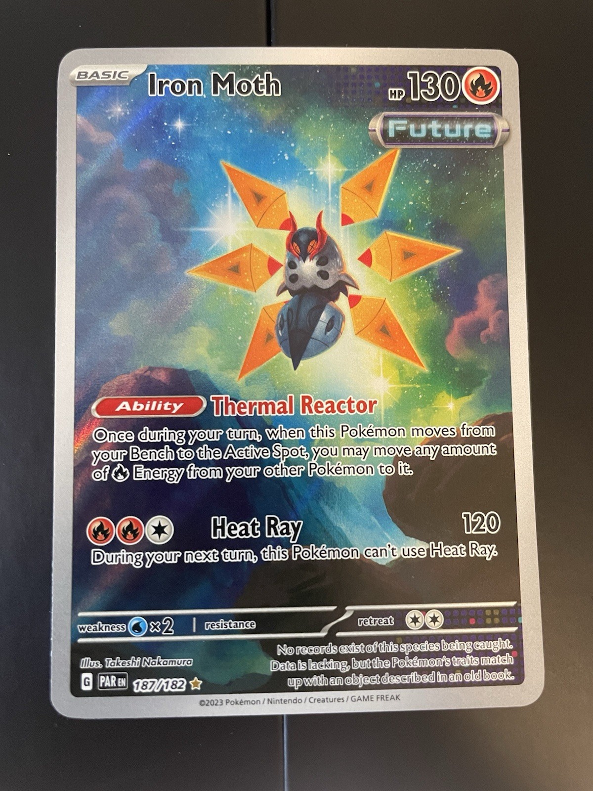 Iron Moth 187/182 Sv04: Paradox Rift Illustration Rare Holo NM
