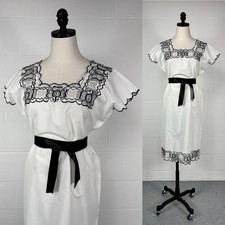Vintage White Huipil Mexican Oaxaca Caftan Dress Black Floral Embroidery S/M