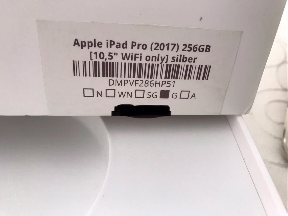 Apple iPad Pro 7.Gen 256GB, Wi-Fi  10,5Zoll - Bild 4 von 4
