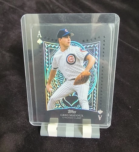2026 Topps Series 2 Greg Maddux Base (RAW)