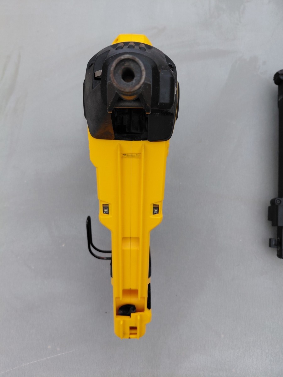 DEWALT Pointes béton dur HD 3.7x20mm Réf : DCN8902020 DEWALT - Outil