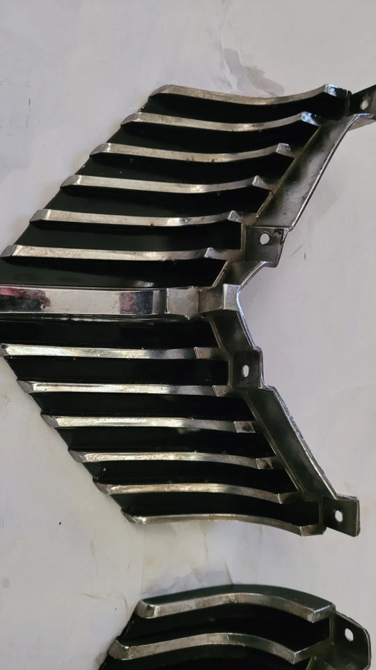 Вставки решетки радиатора 1967 AMC Marlin - Изображение 3 из 4