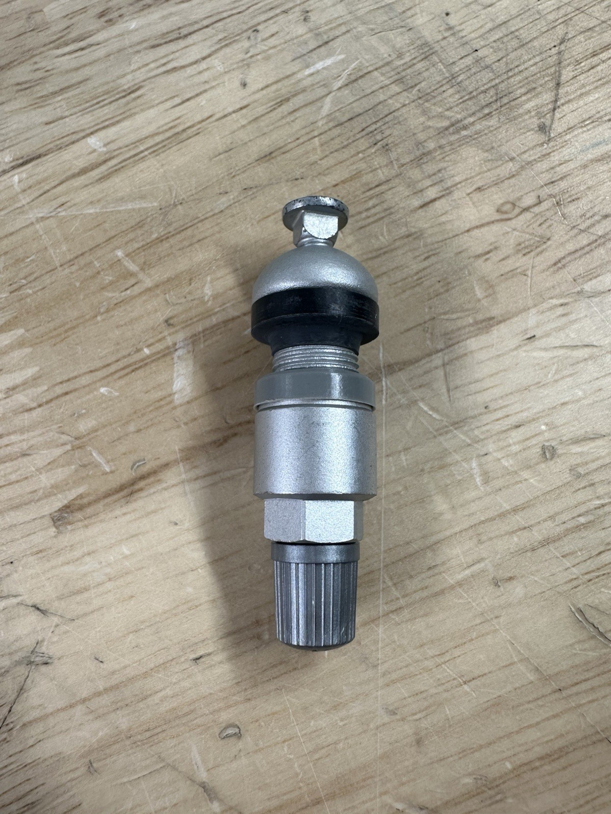 Ferrari 550 Maranello 2002-2006 Tpms sensor P/N 053220700101