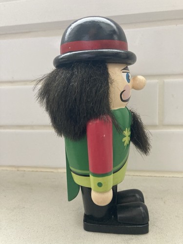 Christmas Nutcracker “IRELAND” Shorty Strasburg Collection , 6" Tall #4 - Picture 4 of 5