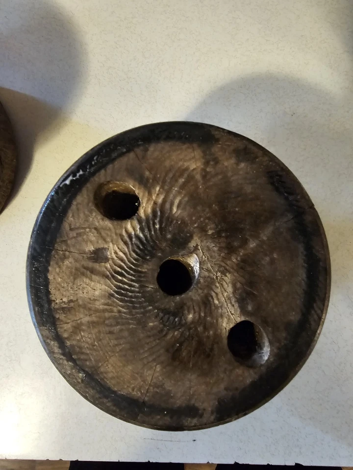 Antiguo Candelabro de Madera Antiguo Hecho a Mano Pilar de Madera Pagah Candelabro Foto 3 de 3