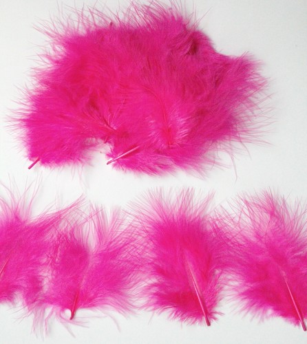Mini Marabou Feathers 50 Per Pack - 3 - 8 cm - Small Fluffy & Soft - 7 Colours - Picture 6 of 23