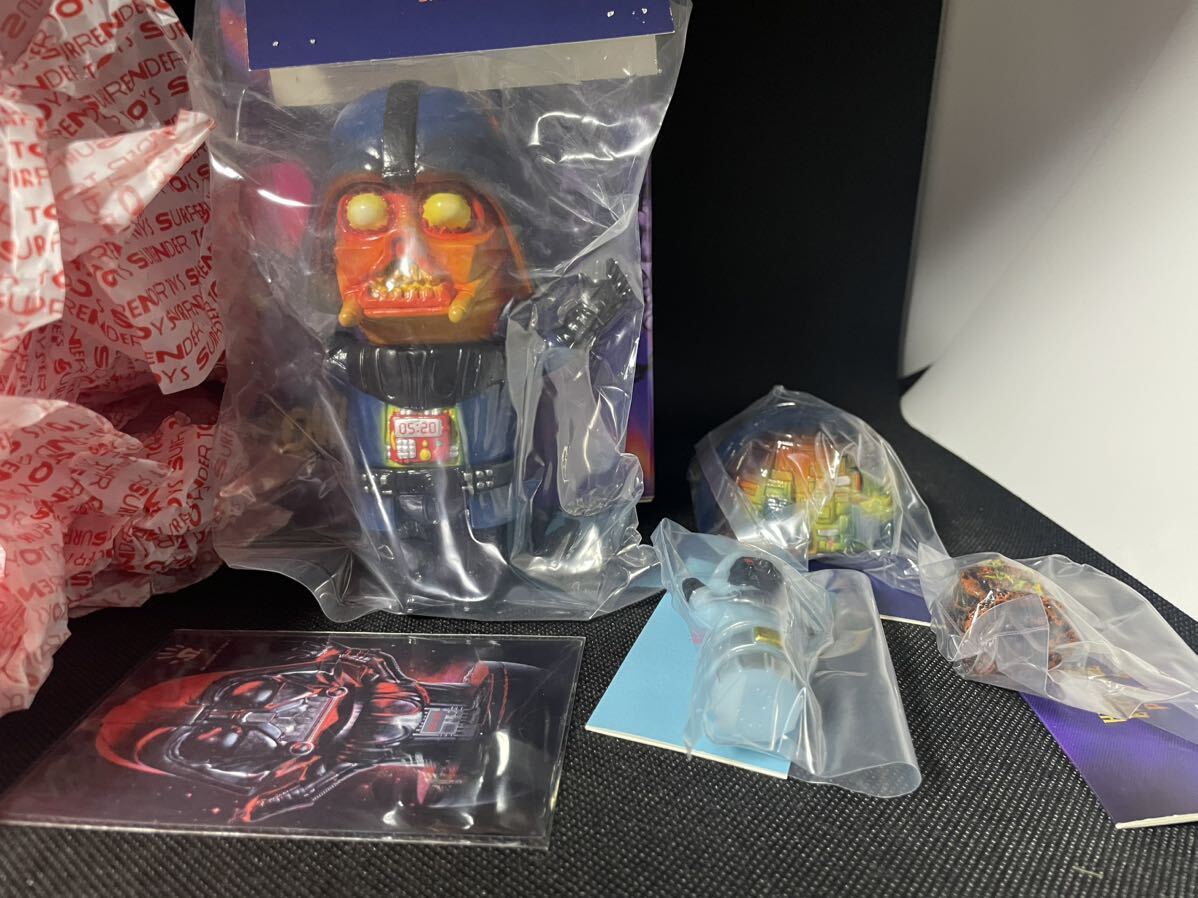 SurrenderToys Night Watcher DAV Halloween Box Sofubi 642575 SurrenderToys Night Watcher DAV Halloween Box Sofubi 642575