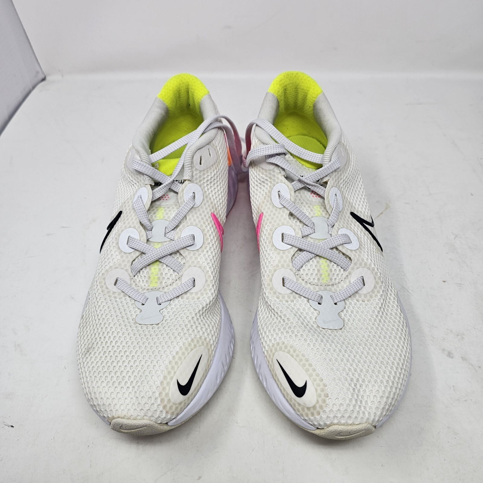 Nike Women's Renew Run CK6360-005 White Multi Running Shoes Sneakers Size 11 thumbnail 2