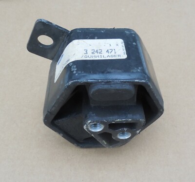 Ford Escort Orion Motorlager vorne 1981-1986 Ford-Finis 3242471 -  84AU 6B032 C