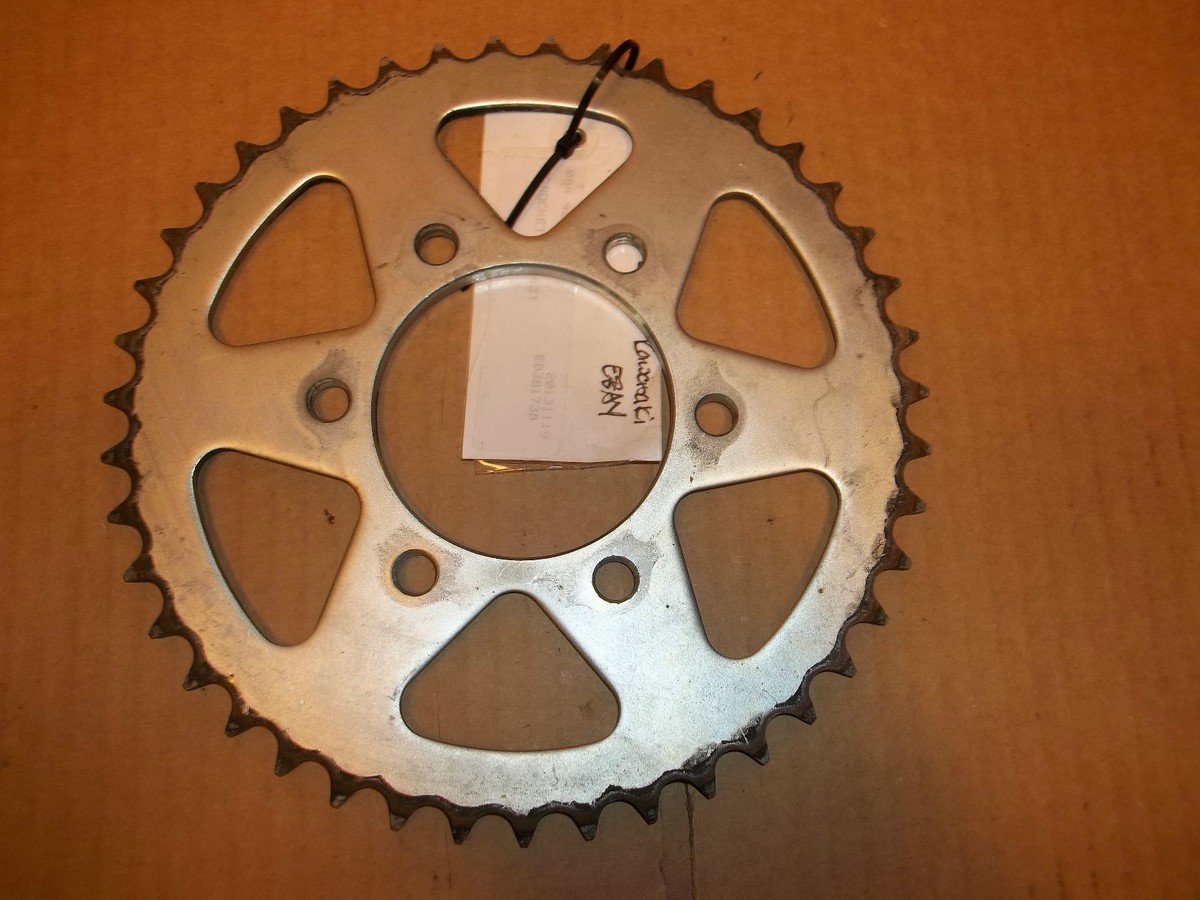 KAWASAKI ZX7R REAR SPROCKET ZX 7 R ZX750P ZX 750 P Z 7 ZX 7 42041