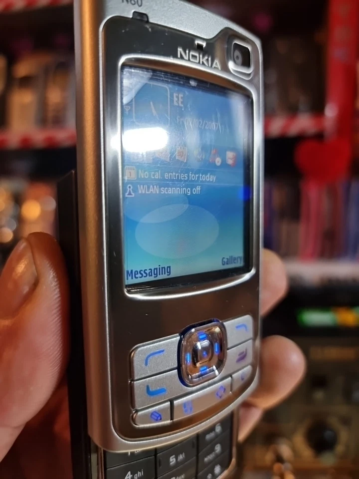 Rare Vintage Nokia N80 Silver Mobile Slider Phone Imaculate Condition (EE&Lica) - Image 4 of 4