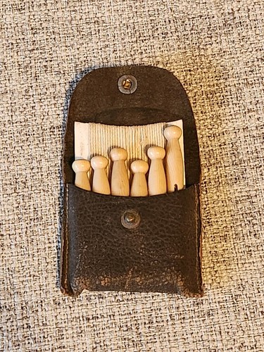 Vintage Travel Clothespin Pouch