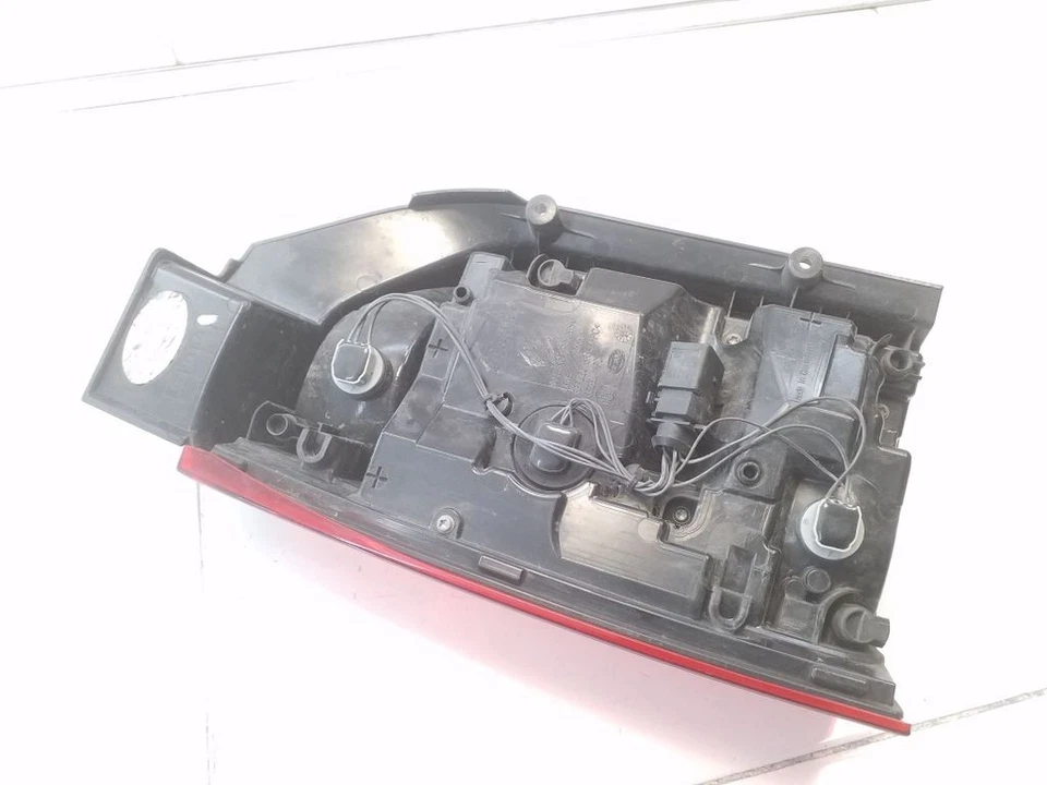 Piloto trasero Volkswagen Transporter - Caravelle T6 2017 BOS119637 Foto 2 de 4