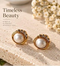 Elegant Gold Pearl Rhinestone Stud Earrings