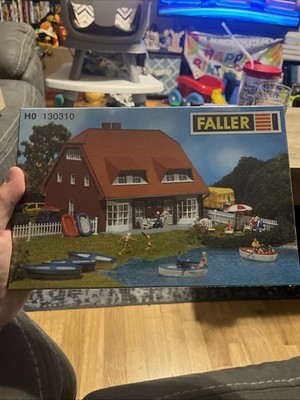 Faller H0 Bausatz ''Norddeutsches Zweifamilienhaus'' 130310 German 2 Family House