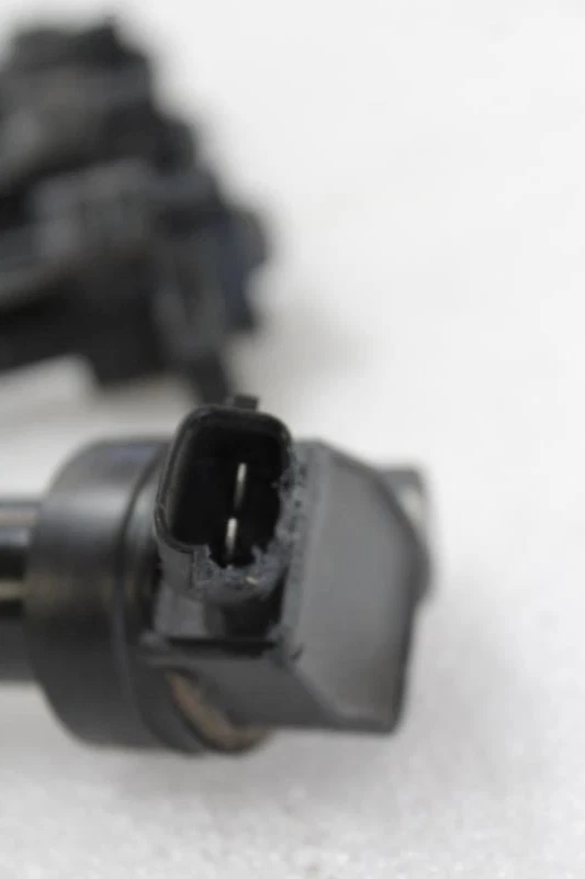 Hyundai Tucson 2018 bobinas de encendido 2,0 L 4 piezas 27300-2E000 Foto 3 de 4