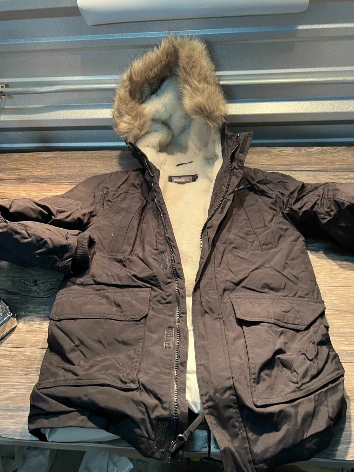 Eddie Bauer CPSIA 2008 Parka Jacket Kids Medium Black Nylon Faux Fur Hood