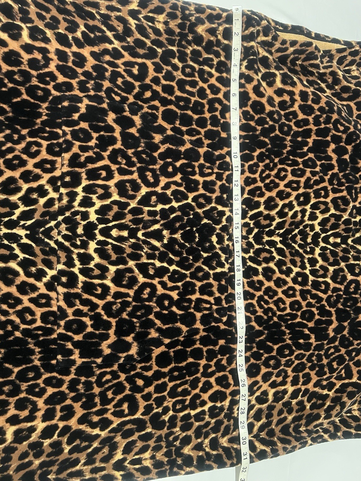 Poncho uomo leopardato Saint Laurent. L. $3790