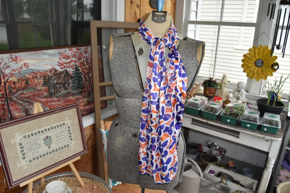 Vintage 60s Mod Skinny Scarf Sheer Floral and Hearts Orange Blue White 60x13 - Image 3 of 4