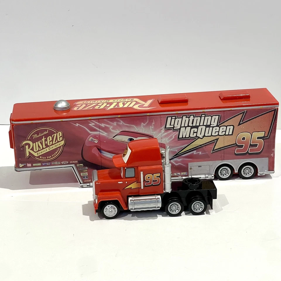 Disney Store Mack Truck 24" Car Hauler 2008 Extremely RARE (See Description) - Image 3 of 4