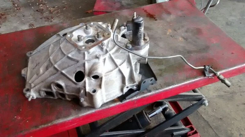 Carcasa Bell compatible con 83-91 PORSCHE 944 473724 Foto 2 de 4