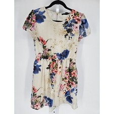 Forever 21 Women Short Sleeve Floral Button Closer Back Mini Dress Size M