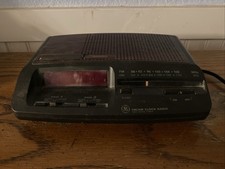 General Electric GE 7-4621A Digital AM FM Radio Dual Alarm Clock Snooze Retro