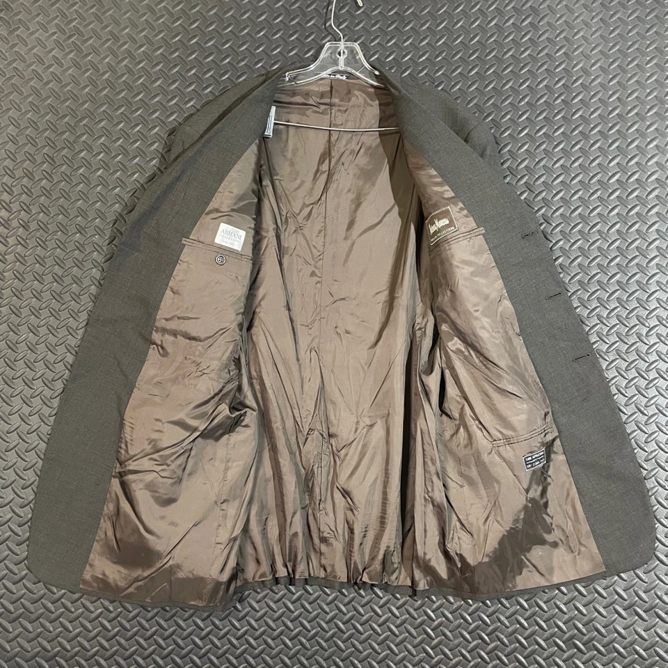 Chaqueta Blazer Armani Collezioni Para Hombre 44L Gris Lana Virgen Italia Neiman Marcus Foto 3 de 4