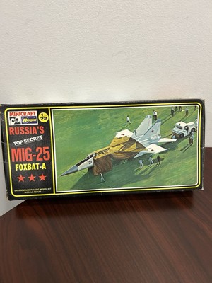 Hasegawa Mig-25 Foxbat model kit 1/72 scale Factory Bagged Parts