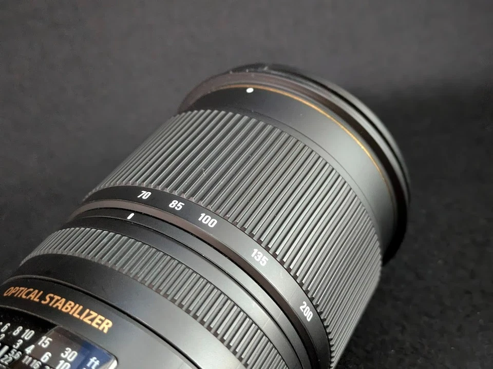 Sigma 70-200mm F/2.8 APO EX DG OS HSM Canon EF [Near Mint w/Hood] Fast Shipping - Image 4 of 4