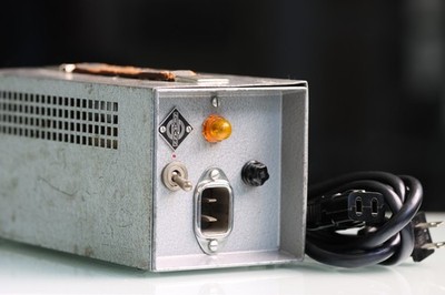 Neumann U67 power supply with power cable