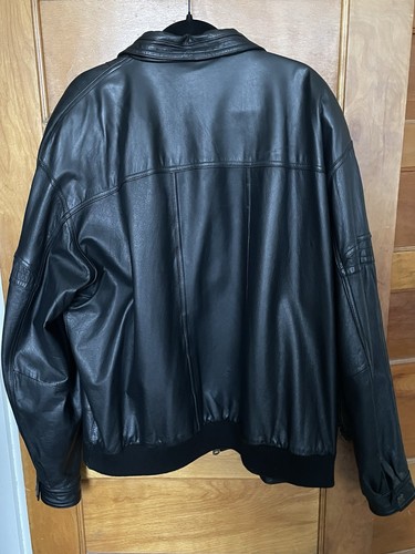 Chaqueta de cuero negra solo para miembros de Club House 2XLT estilo años 80 - Imagen 4 de 11