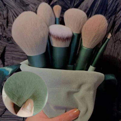 Makeup Brushes Set Blush Powder Kabuki Cosmetics Foundation Eyeshadow Fluffy