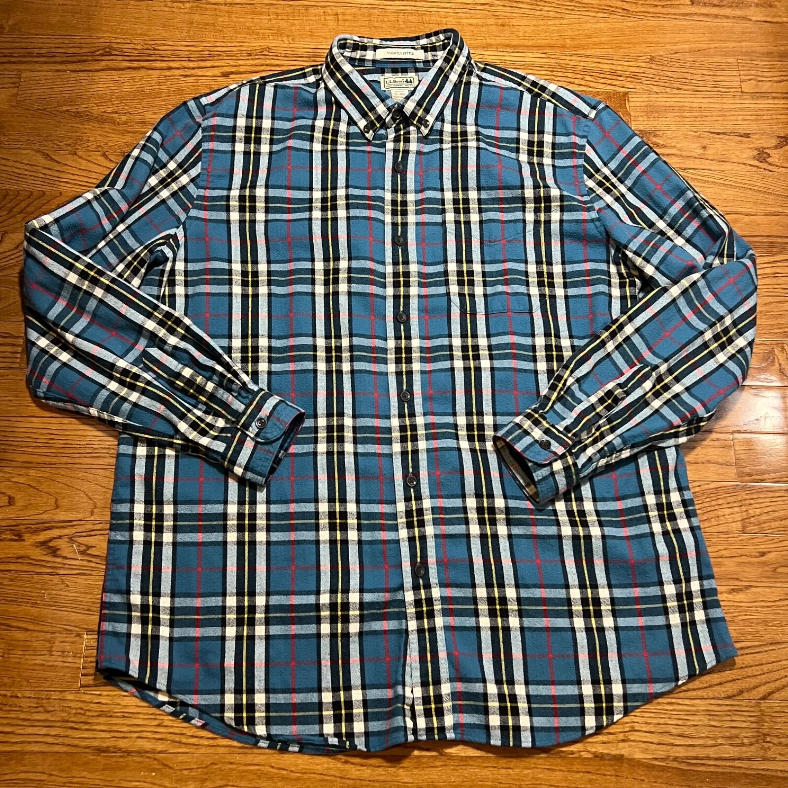 LL Bean Flannel Shirt Mens XL Multicolor Button Down Slightly Fitted Outdoor Top
Opens in a new wind
