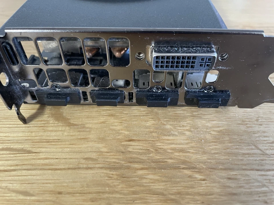 EVGA GeForce GTX 960 4GB GDDR5 Graphics Card 04G-P4-3967-KR - Image 4 of 4