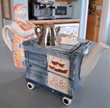 Vintage Novelty Teapot "Breaktime Tea Trolley" Tony Carter England
