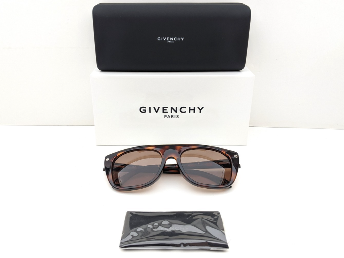 ?️Made in Italy! GIVENCHY SGV883 Sunglasses 55/18/140  display picture 2
