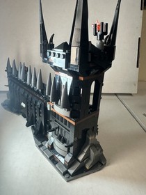 Lego 79007 The Lord of the Rings Battle at the Black Gate with 5 Minifigures
