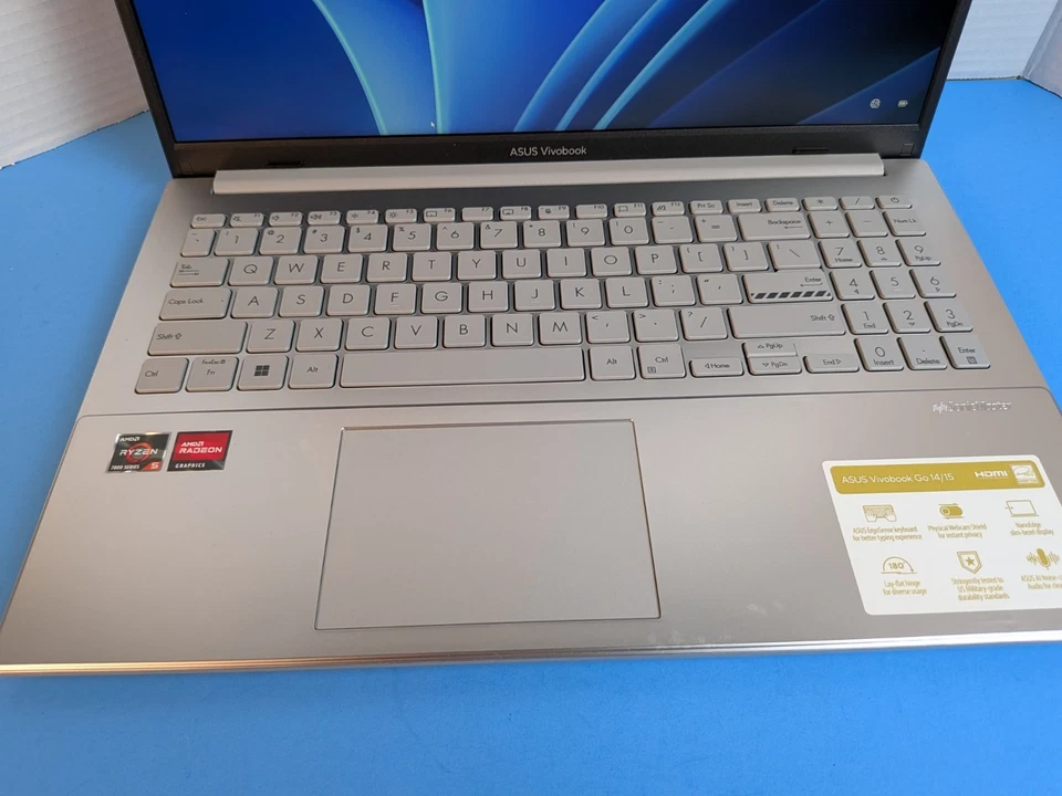 Asus VivoBook 15 15.6" (256GB, Intel Core i7 8th Gen 12GB) Ryzen7 Laptop, Silver - Image 2 of 4