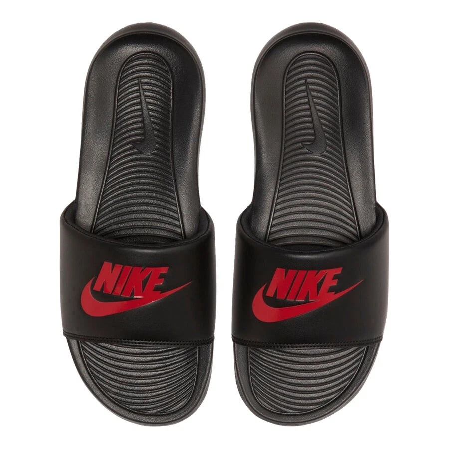 Size 14 on sale nike sandals