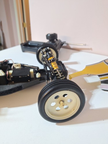 Vintage RC Andy's Pro Race Team Associated RC10 - Picture 12 of 22