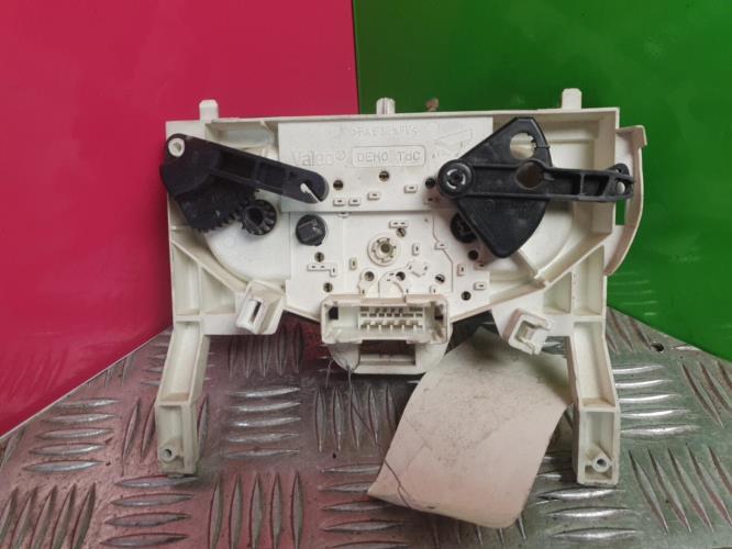 Commande De Chauffage Pour Renault Trafic I Phase 2 – 2.1 D 8v 60ch, Occasion