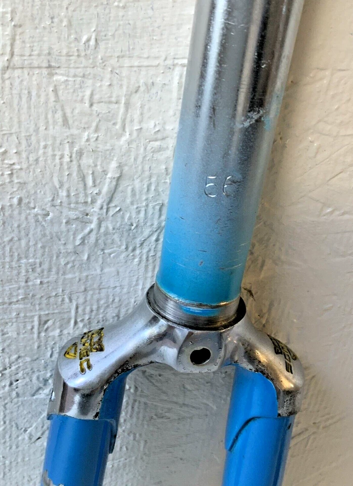 SOMEC FORK 700C ONE INCH THREADLED 185 MM STEERER GIPIEMME DROPOUTS - Image 3 of 4