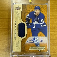 2018-19 UD Engrained John Tavares Gloves on Card auto SSP 24/25 Leafs