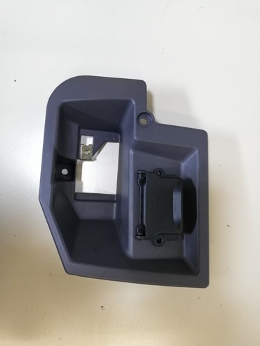 Mercedes Benz A-Klasse W168 Abdeckung Motorhaubenöffner Verkleidung A1686890111