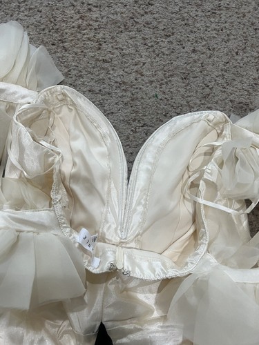 Nuevo con etiquetas Mini Vestido Mable Alvin Rifa Manga Abullonada Acanalado Blanco Crema Talla XL - Imagen 12 de 12