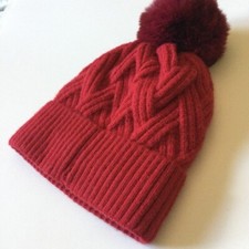 NATASHA RIB KNIT CUFFED BEANIE WITH FAUX FUR POM FLEECE LINED RED OS NWOT