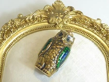 BRASS NOVELTY OWL DOUBLE SOVEREIGN CASE