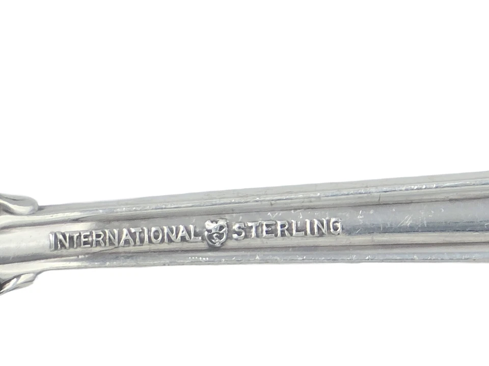 AJUSTE DE LUGAR OBRA MAESTRA INTERNACIONAL ESTERLINA 4 piezas Foto 2 de 4